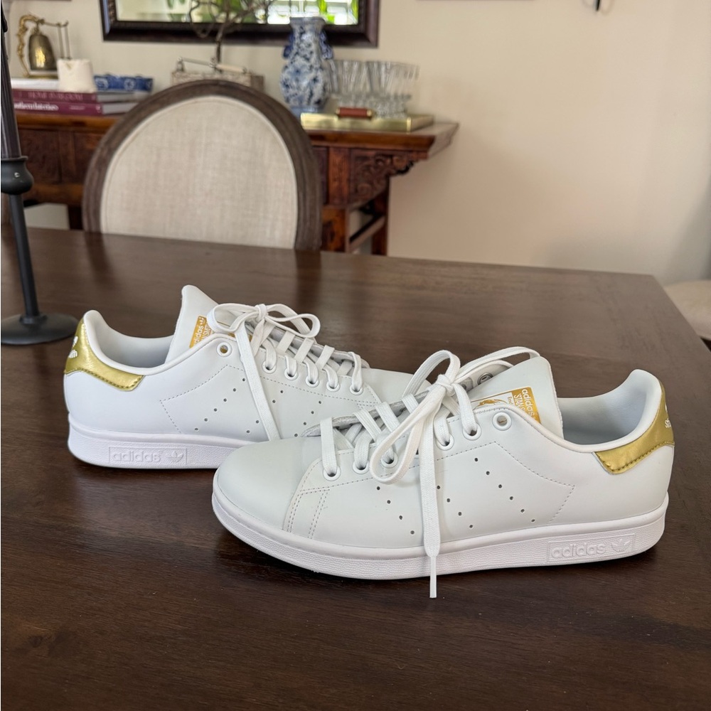 Adidas Originals Stan Smiths (Women’s)